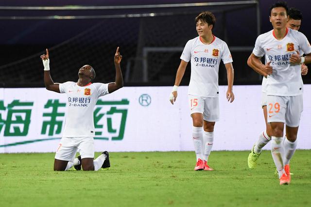 今晚7：35上海对阵广厦，大胆预测上海会大胜，理由有以下4点
